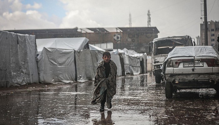 منخفض جوي يهدّد مئات آلاف النازحين في غزة