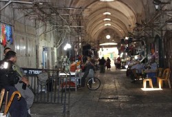 350 صهيونياً يدنسون الأقصى بحماية قوات الاحتلال
