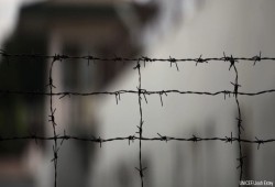 تفاصيل مروعة لاغتصاب صحفي فلسطيني في سجون الاحتلال