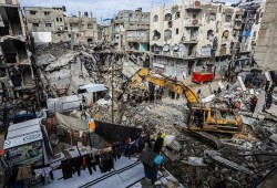 شهيد وإصابات بخروقات الاحتلال اتفاق غزة والأمطار تغرق خيام النازحين