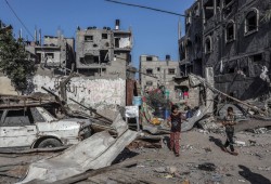 إصابة طفلة برصاص الاحتلال في مخيم المغازي بغزة