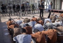 تصعيد غير مسبوق للتنكيل بالأسرى في سجون الاحتلال