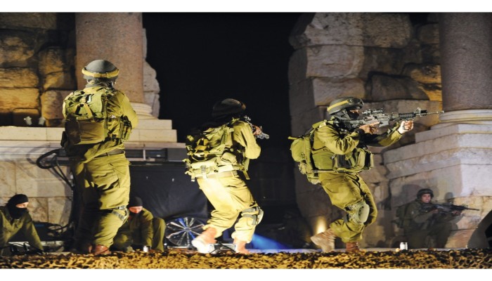 قوات الاحتلال تشن حملة دهم واعتقالات في الضفة