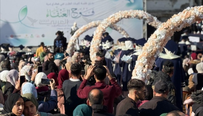 غزة تحتفل بتخريج 230 طبيبا في جامعتي الأزهر والإسلامية
