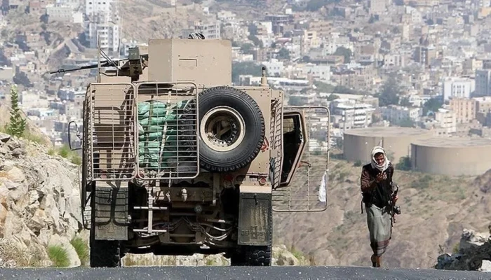 محافظ حضرموت يؤكد وحدة اليمن ويهدد الانفصاليين
