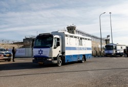 عدد الأسيرات الفلسطينيات في سجون الاحتلال يصل52 حرة خلال يناير