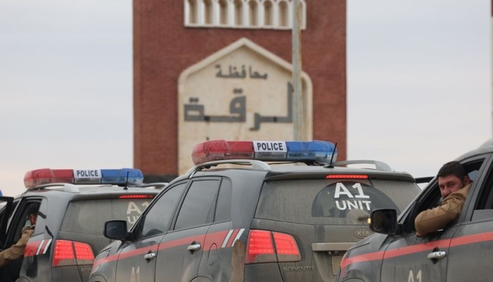 سورية.. استعادة حقول نفط والجيش يقترب من مطار الطبقة