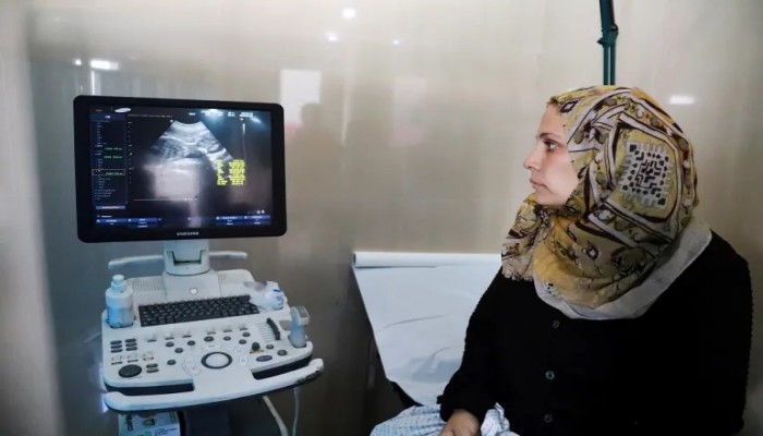 أطباء بلا حدود قد توقف عملها بغزة وسط شلل النظام الصحي