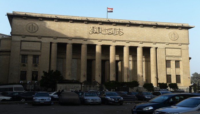 نادي القضاة يقرر مواجهة هيمنة العسكر