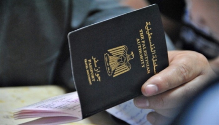 السلطة الفلسطينية تحجز جوازات مواطنيها في الخارج