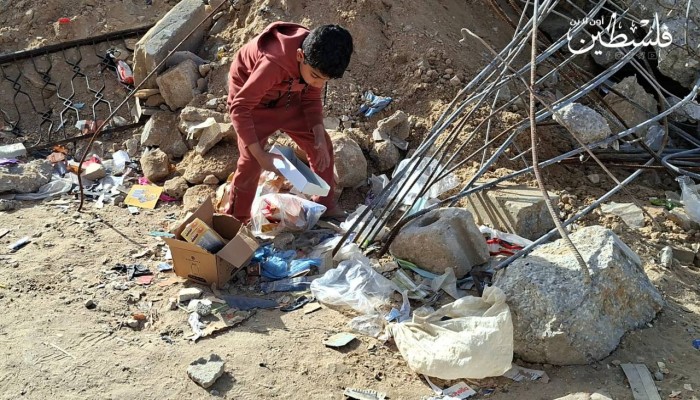 الأونروا تجمع 5 آلاف طن من النفايات الصلبة في غزة