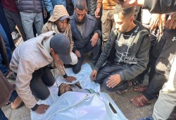 شهيدان بخروقات اتفاق غزة وتحذير أممي من بطء التنسيق الطبي