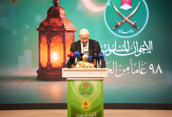 رموز إسلامية ومصرية على مائدة الإخوان المسلمين في الذكرى الثامنة والتسعين لتأسيس الجماعة