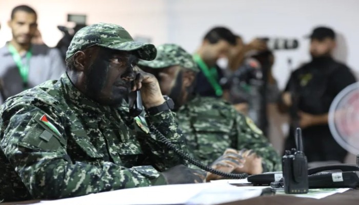 المقاومة بغزة تحذر من هواتف مخابرات الاحتلال