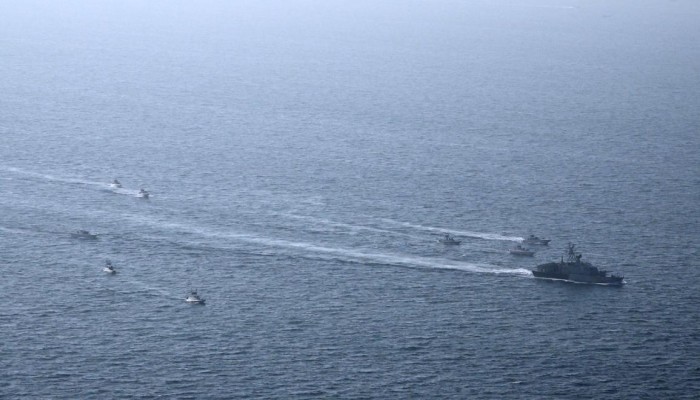 إيران تهدد بالرد في باب المندب إذا هوجمت جزيرة خارج