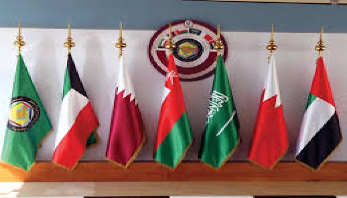 تحذير من تورط دول الخليج في الحرب على إيران