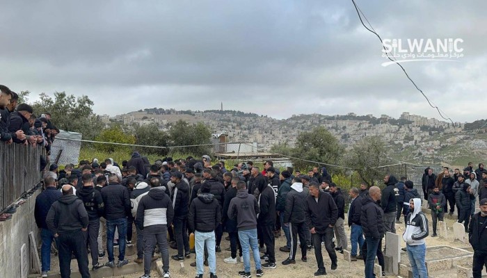 تشييع الشهيد شقيرات بالقدس المحتلة وسط تنديد بجريمة إعدامه