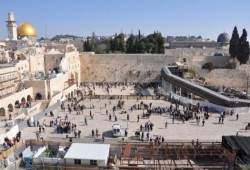 الاحتلال يواصل إغلاق الأقصى وضغوط صهيونية لذبح القرابين