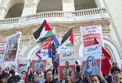 أسطول الصمود يعلن عن قافلة برية لدعم إعادة إعمار غزة