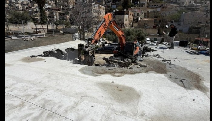 الاحتلال يجبر شقيقين على هدم منزليهما في سلوان