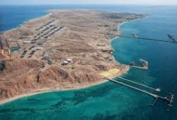 بريطانيا ترفض المشاركة في الحصار الأمريكي لمضيق هرمز