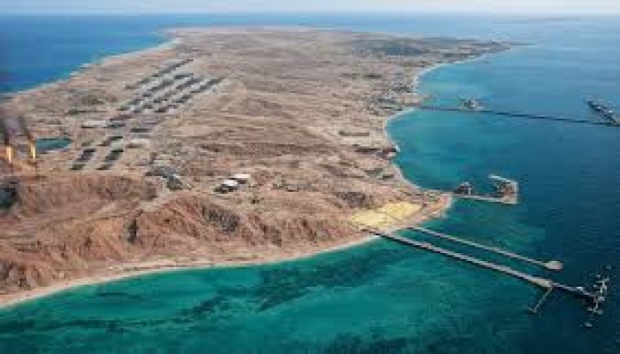 بريطانيا ترفض المشاركة في الحصار الأمريكي لمضيق هرمز