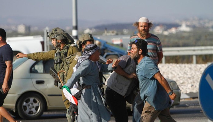 40 منظمة تطالب "ميتا" بوقف تمويل عنف المستوطنين