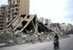 غارات صهيونية على جنوب لبنان برغم وقف إطلاق النار