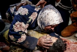 استشهاد طفل فلسطيني بخروقات الاحتلال لاتفاق غزة
