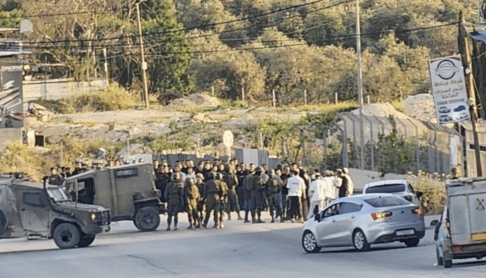 صهاينة ينبشون قبر فلسطيني شمال الضفة بحماية جيش الاحتلال