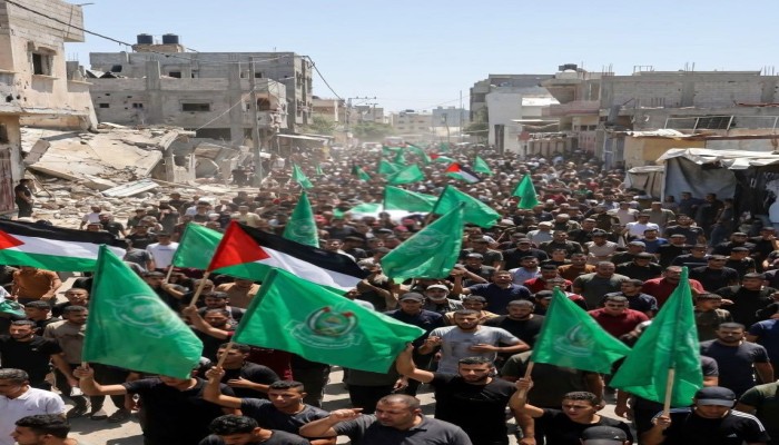 جماهير غزة تشيّع القائد الشهيد عماد اسليم