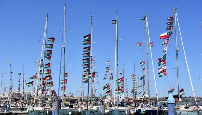 احتجاج بالقوارب في بحيرة جنيف دعما لغزة
