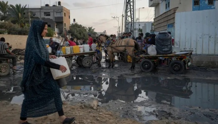 تدهور الأوضاع الصحية بمراكز إيواء غزة يهدد حياة النازحين
