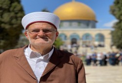 الشيخ عكرمة صبري يحذر من مخططات الاحتلال ضد الأقصى
