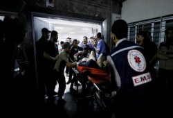 قيود الاحتلال على الوقود وقطع الغيار تهدد حياة الآلاف بغزة
