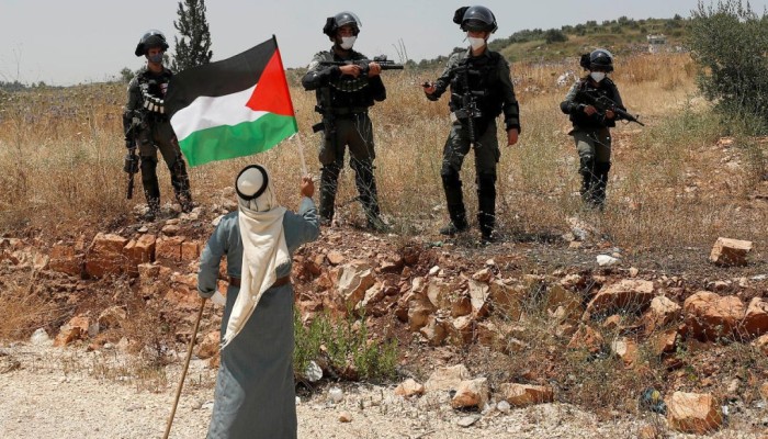 نعيم يدعو لمواجهة خطوات الاحتلال لضم الضفة