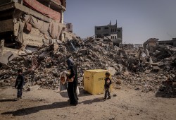 حماس تطالب بإلزام الاحتلال بتنفيذ تعهداته والبدء بالمرحلة الثانية