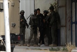 الاحتلال يواصل حملات الاعتقال في الضفة والقدس