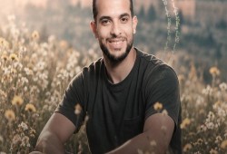 تشييع الصحفي الشهيد عبيدة مرتجى بغزة